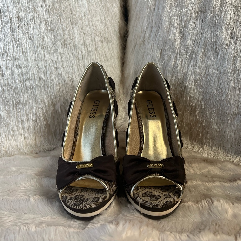Guess Women's Wedges with Gold and Brown Accents - Picture 3 of 16